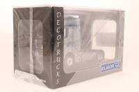 114826 Mercedes Actros MP4 BigSpace Tractor in Silver - Cab only