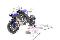 122073046 Yamaha YZR-M1 Moto GP 2007 Team Fiat - Valentino Rossi