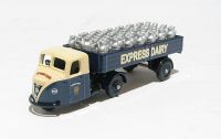 DG148013 Scammell Scarab dropside & churns "Express Dairy"