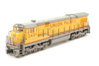 176-0946 C30-7 GE 2421 of the Union Pacific