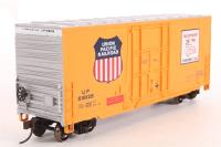 18201 Hi-Cube Box Car #518125 of the Union Pacific Railroad