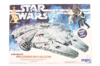 1925 CEC YT-1300 Light Freighter Millennium Falcon 1:78