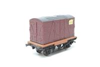 Conflat A B735103  with maroon container - 'Huntley & Palmer'