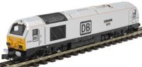 Class 67 67029 "Royal Diamond" in DB silver