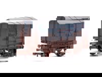 2F-013-100 Gunpowder Van VE Day 80th Anniversary Navy - Weathered