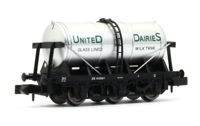 2F-031-026 6 Wheel Milk Tanker United Dairies 44026