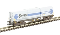 Telescopic hood wagon in Tiphook Rail blue and grey livery - 589 9 058 5