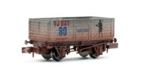 2F-071-101 7 Plank VJ Day Army 80th Anniversary - Weathered