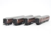 2S-011-005-Coaches Gresley teak coaches in BR maroon - pack of four - split from set
