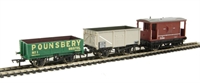 30-041Wagons 2 private owner wagons and 1 brake van (unboxed) - Pack of 3