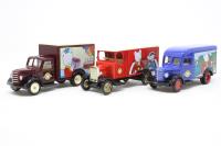 30010L Rupert the Bear 75th Anniversary Van pack
