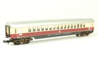 3015 1st class coach in TEE/DB maroon and cream