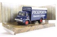 30309 Thames Trader Box Van - 'Pickfords'