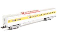 3051 Corrugated 73' dome of the Union Pacific - silver with yellow stripe 850