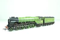 Class A2 4-6-2 60532 "Blue Peter" in British Railways Apple Green (Current Preserved Livery)