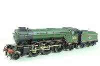 Class V2 2-6-2 60903 in BR green with late crest