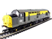 Class 37/0 37035 in Civil engineers 'Dutch' grey and yellow