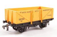 32069 5-Plank Open Wagon in yellow - United Glass Bottle Manufacturers Ltd, St Helens - 82