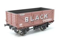 33-025YBlack 7 Plank open wagon 49 'Black' - split from pack