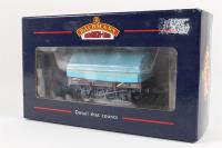 5 Plank China Clay Wagon with Hood B743197 in BR Brown Livery - Weathered
