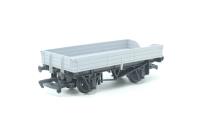 Undecorated 3 Plank Wagon in Light Grey - Undecorated
