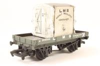 33-953 1 Plank 12 Ton Wagon 209340 in LMS Grey Livery with Container E5