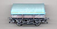 5-plank china clay wagon with hood B743615 in BR bauxite (weathered)