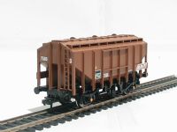 35 Ton bulk grain wagon in "BRT" brown