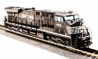 ES44AC GE 8128 of the Norfolk Southern - digital sound fitted