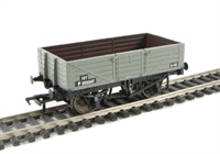 37-061A 5 Plank wagon with wooden floor P252247 in BR grey