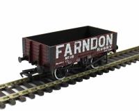 37-064 5 plank wagon with wooden floor in Farndon livery