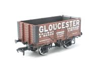 7 Plank Fixed End Wagon in 'Gloucester Railway Carriage & Wagon Co' brown - Collectors Club Model 2012