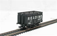 8-plank open wagon with coke rails in black - Reading Gas Company - No. 112
