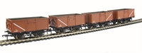 16 ton steel mineral wagon B551677 with top flap doors in BR bauxite