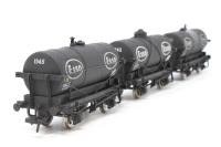 14-Ton Tank Wagons in 'ESSO' Black - 1343, 1945 and 1921 - weathered