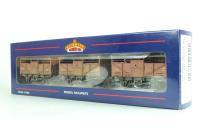 3 x 8 Ton BR Cattle Wagons B893603, B893455 and B893682 in BR Brown (weathered) - limited ddition for Modelzone