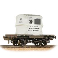 Conflat wagon 39354 in GWR brown with 'AF' container