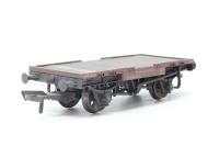 37-981-505501 Conflat wagon B505501 in BR bauxite with AF containers in light blue - weathered - split from pack