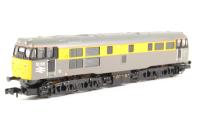 Class 31/1 31135 in BR Civil Engineers 'Dutch' Grey & Yellow - split from 370-202 set