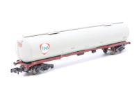 370-250-505 100T TEA bogie tank wagon - 'Fina' 505 - split from set