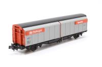 370-252-210452 46T VGA sliding wall van "Railfreight Speedlink" 210452 - Split from set