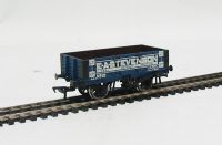 37-051 5 plank wagon with wood floor in E Stevenson livery