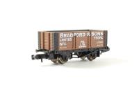 7 Plank Wagon 1 in 'Bradford & Sons' Brown Livery - Limited Edition Model of 500 pieces for Buffers Model Railways Ltd