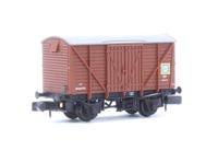 373-705 BR 12T Vent. Van Planked Sides BR Bauxite (Early) 'Blue Circle Cement'
