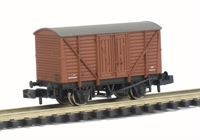 373-726A 10 Ton planked side insulated box van  B872042 in BR bauxite