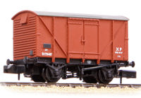 373-751D BR 12T Ventilated Van Plywood Sides BR Bauxite (Early)