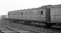 Pack of 3 SECR 60' Birdcage coaches in SECR Wellington brown