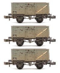 377-227Hx3 Set of 3 BR 16T Steel Mineral Wagons with Top Flap Doors BR Grey No. B165149 - Weathered