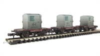 Triple pack Conflat wagons BR bauxite AF containers light blue - weathered
