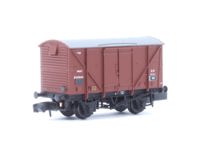 377-626C BR 12T Plywood Fruit Van BR Bauxite (Late)